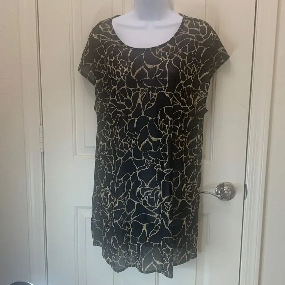Alfani XL Scoop Neck Short Sleeved Black Gold Sheer Woman’s Tunic Top Side Slit